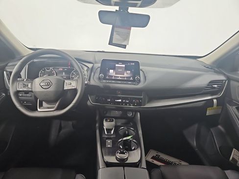 New 2026 Nissan Rogue Dark Armor AWD/4WD image 13