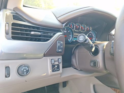 Used 2018 Chevrolet Tahoe Premier w/ RST 6.2L Performance Edition RWD image 19
