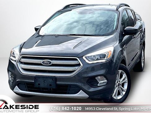 Used 2018 Ford Escape SEL w/ Canadian Touring Package image 1