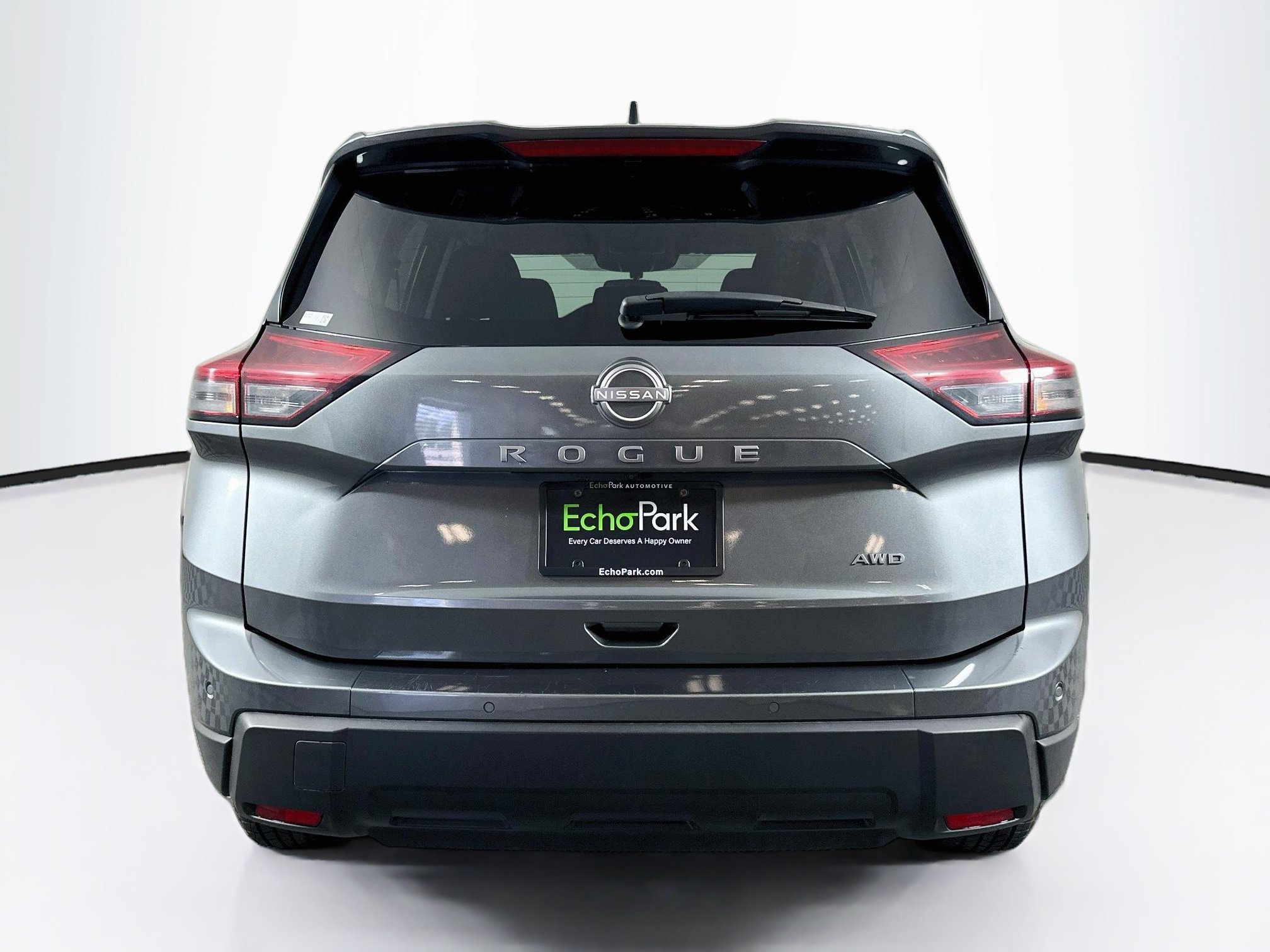 Used 2024 Nissan Rogue S AWD/4WD image 7
