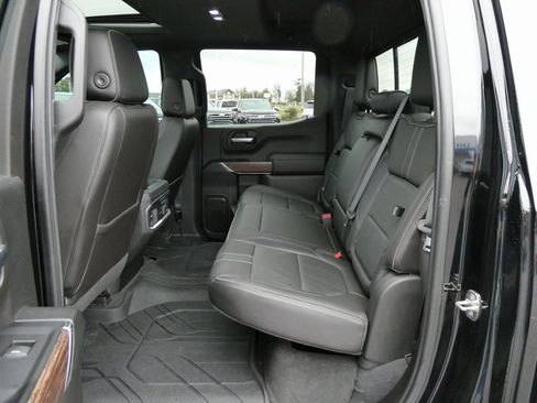 Used 2019 Chevrolet Silverado 1500 High Country w/ Technology Package image 19