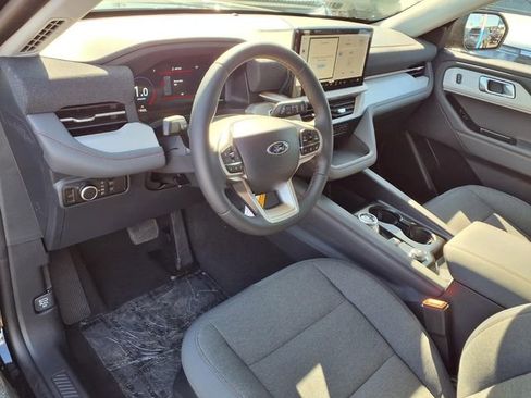 New 2026 Ford Explorer Active image 10