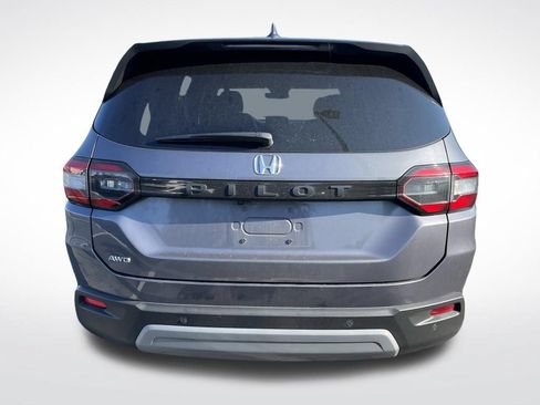 Used 2025 Honda Pilot EX-L image 4