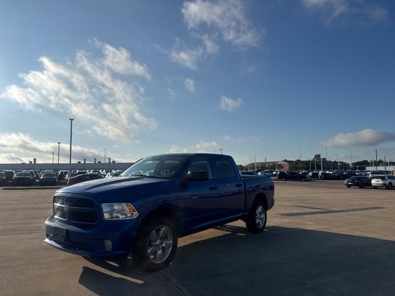 Used 2019 RAM 1500 Express w/ Express Value Package AWD/4WD image 16
