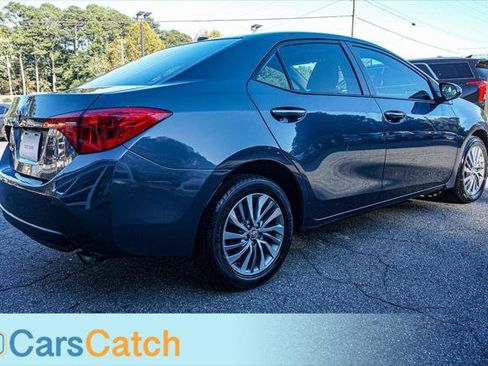 Used 2018 Toyota Corolla XLE image 15