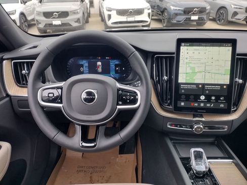 New 2026 Volvo XC60 B5 Plus w/ Climate Package image 22