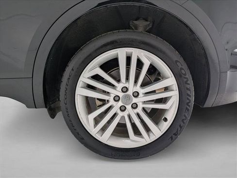 Used 2020 Audi Q5 2.0T Premium Plus w/ Premium Plus Package image 23