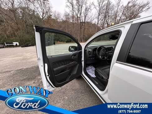 Used 2022 GMC Canyon Denali image 25