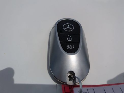 Used 2024 Mercedes-Benz GLC 300 image 25