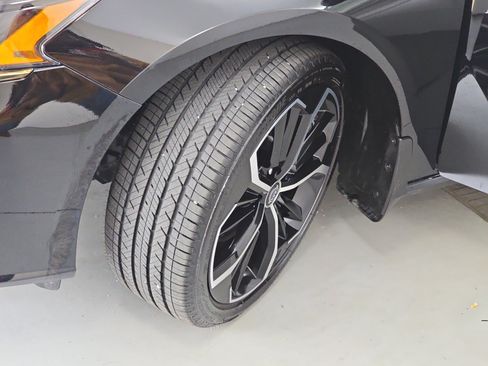Certified 2025 Nissan Altima 2.5 SR FWD image 30