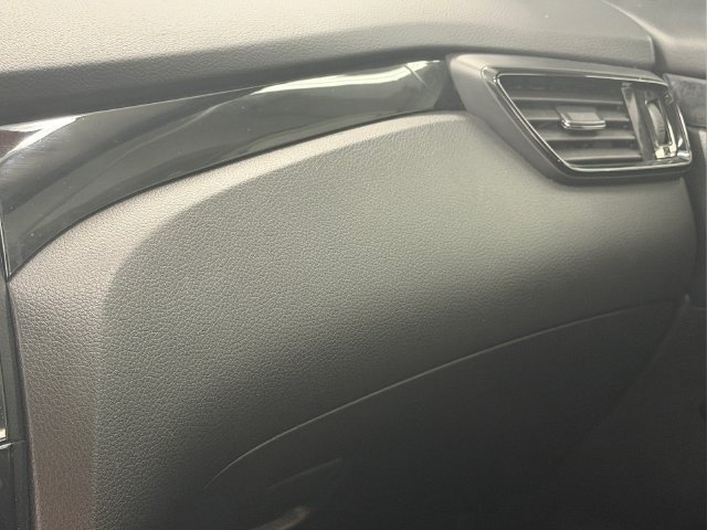 Certified 2021 Nissan Rogue Sport SV FWD image 29