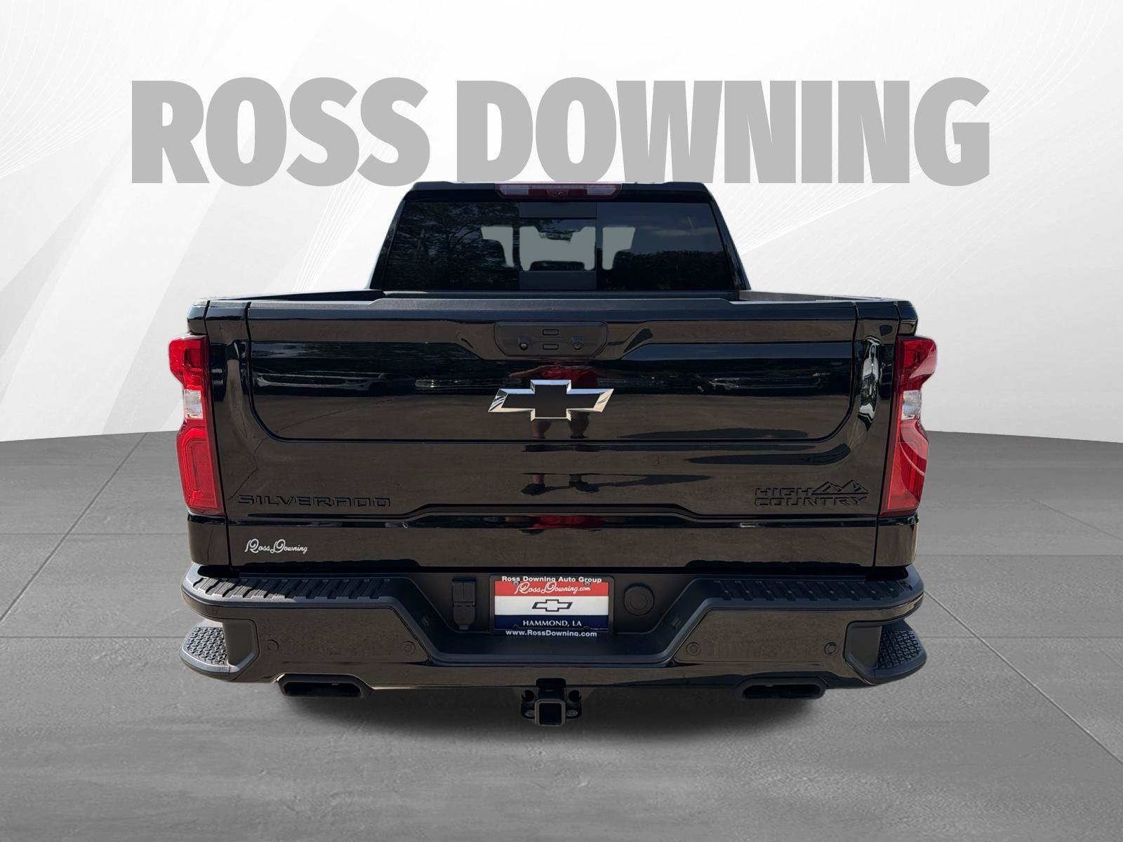 Used 2026 Chevrolet Silverado 1500 High Country w/ High Country Premium Package AWD/4WD image 5