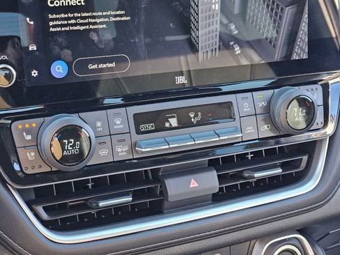 Used 2024 Toyota Grand Highlander Limited image 25