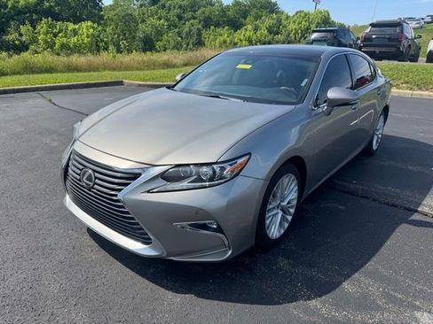 Used 2018 Lexus ES 350 w/ Luxury Package w/Wood Trim FWD image 7