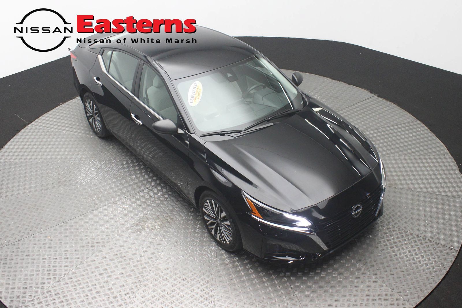 Used 2024 Nissan Altima 2.5 SV FWD image 3