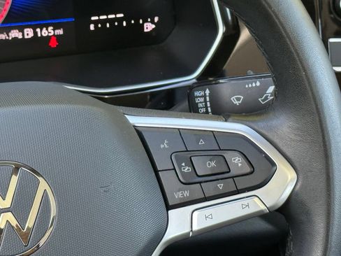 Used 2024 Volkswagen Jetta SE FWD image 22