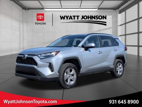 Used 2025 Toyota RAV4 XLE image 1