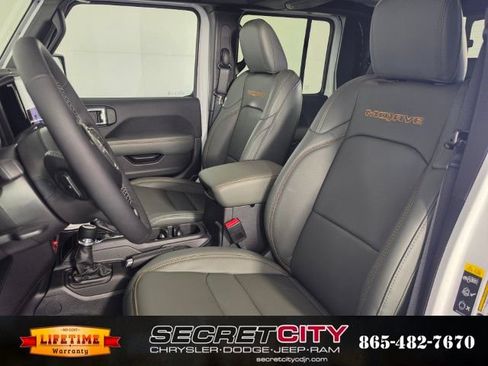 New 2026 Jeep Gladiator Mojave AWD/4WD image 10