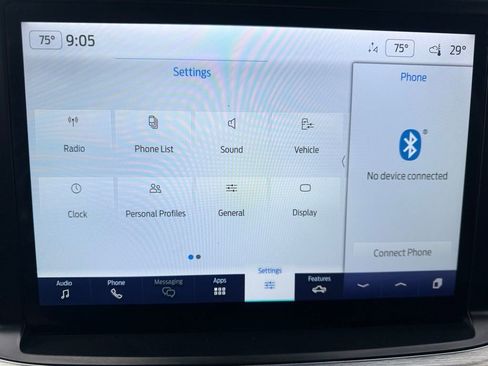 Used 2022 Ford F150 Lariat w/ FX4 Off-Road Package image 13