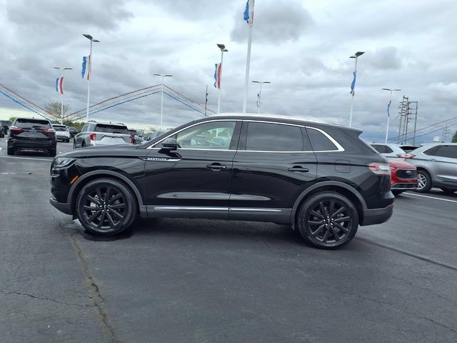 Used 2023 Lincoln Nautilus Reserve w/ Monochromatic Package AWD/4WD image 4