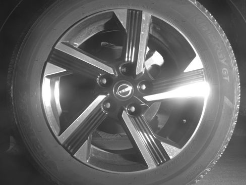 Used 2025 Nissan Sentra SV image 14