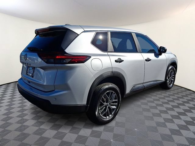 Used 2024 Nissan Rogue S FWD image 6