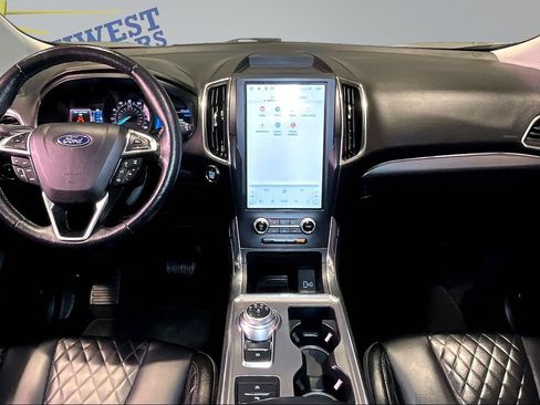 Used 2024 Ford Edge Titanium AWD/4WD image 8