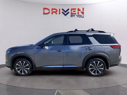 New 2026 Nissan Pathfinder Platinum