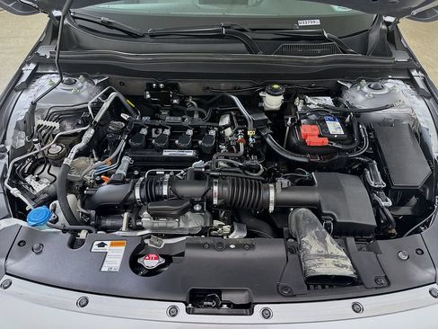 Used 2020 Honda Accord LX image 29