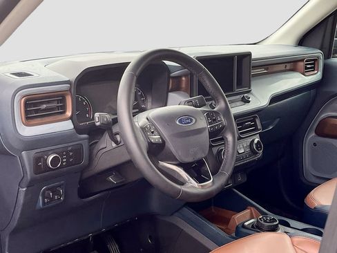 Used 2024 Ford Maverick Lariat w/ FX4 Off-Road Package AWD/4WD image 9