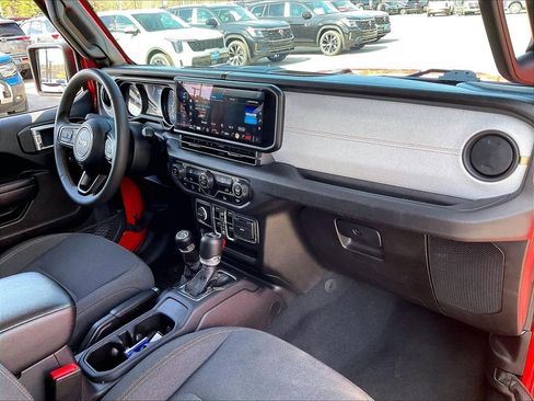 Used 2024 Jeep Wrangler Sport S AWD/4WD image 13