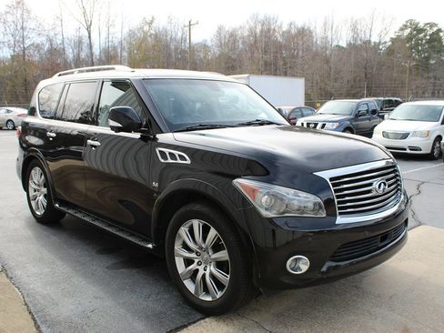 Used 2014 INFINITI QX80 4WD w/ Deluxe Touring Package image 2