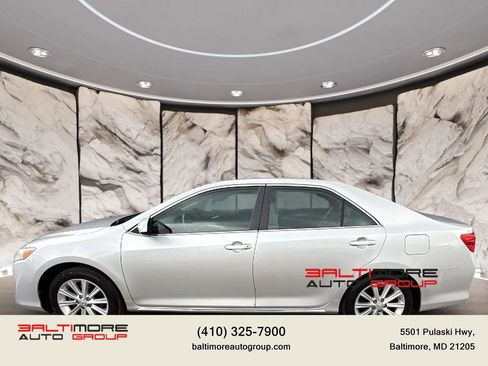 Used 2014 Toyota Camry XLE FWD image 7