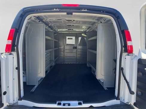 New 2026 GMC Savana 2500 w/ Driver Convenience Package RWD image 5