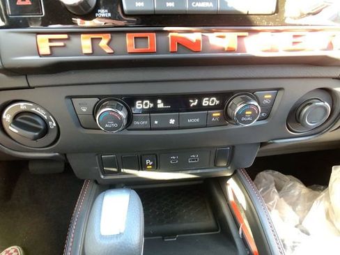 New 2025 Nissan Frontier PRO-4X image 21