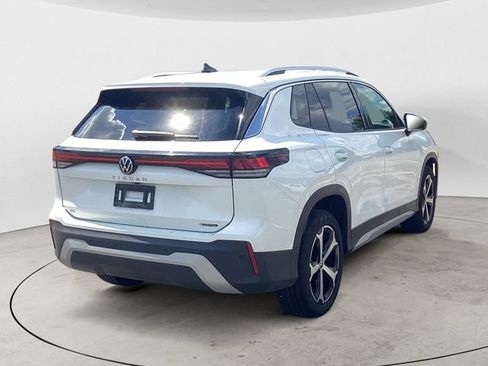 Used 2026 Volkswagen Tiguan SE AWD/4WD image 5