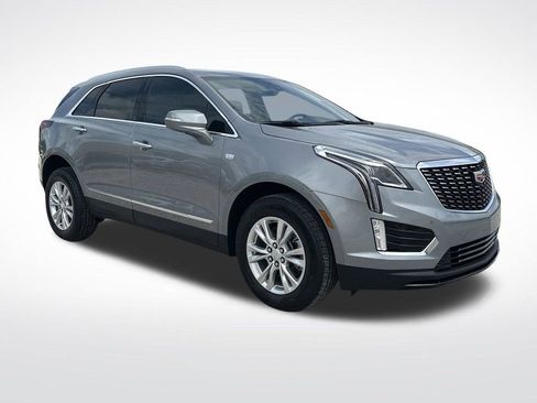 New 2026 Cadillac XT5 Luxury image 9