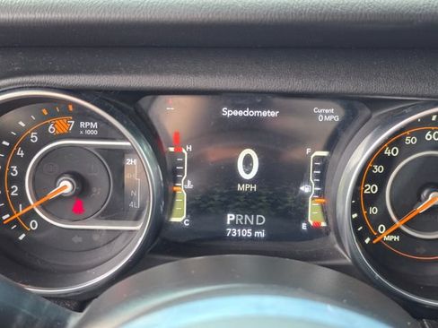 Used 2021 Jeep Wrangler Unlimited Sahara w/ Cold Weather Group AWD/4WD image 32