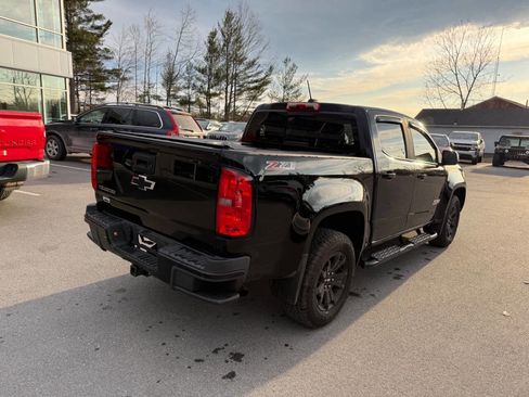 Used 2016 Chevrolet Colorado Z71 w/ Z71 Midnight Edition image 6