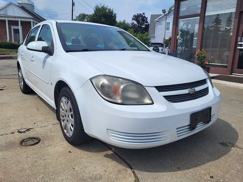 Used 2009 Chevrolet Cobalt LT FWD image 1