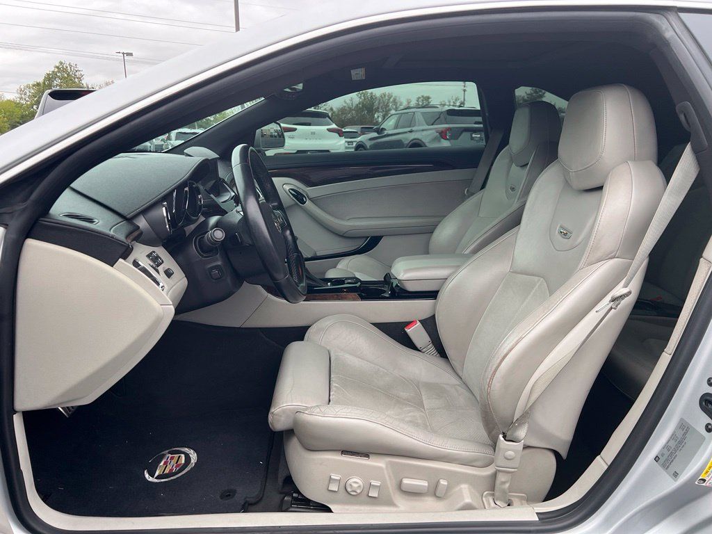 Used 2011 Cadillac CTS V w/ Wood Trim Package RWD image 8