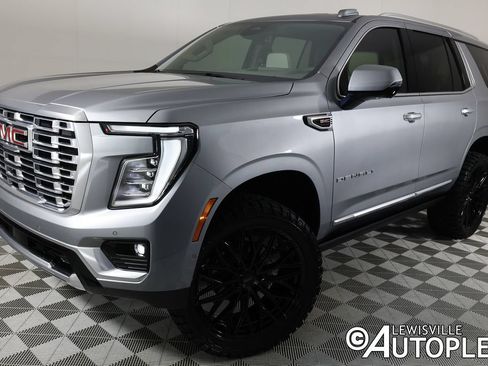 Used 2026 GMC Yukon Denali w/ Sun & Power Step Package AWD/4WD image 1