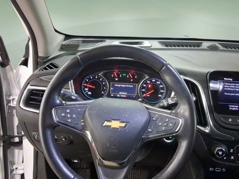 Used 2021 Chevrolet Equinox Premier w/ Redline Edition image 13