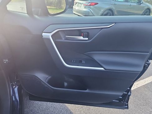 New 2025 Toyota RAV4 XLE w/ Convenience Package FWD image 38