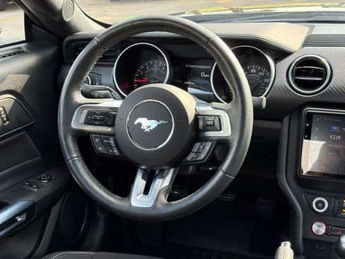Used 2023 Ford Mustang Coupe RWD image 11