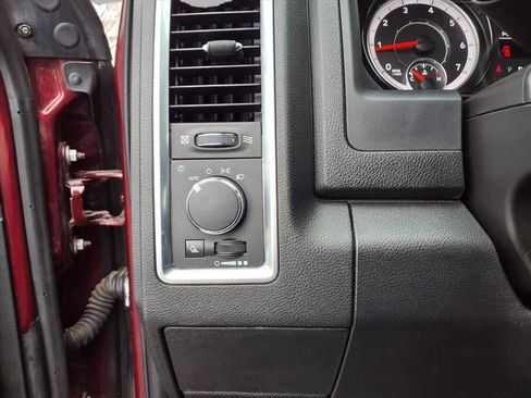 Used 2024 RAM 1500 Classic SLT image 13