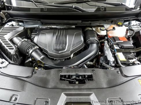 Used 2024 Chevrolet Traverse LT w/ LPO, Floor Liner Package image 28