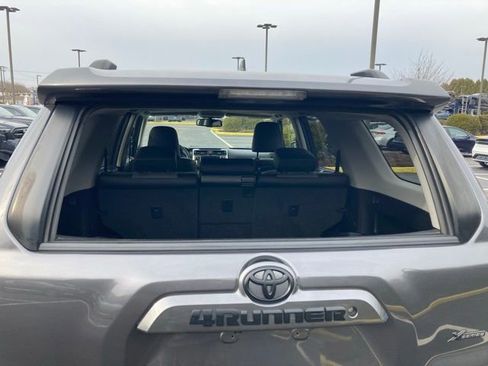 Used 2019 Toyota 4Runner SR5 Premium image 5