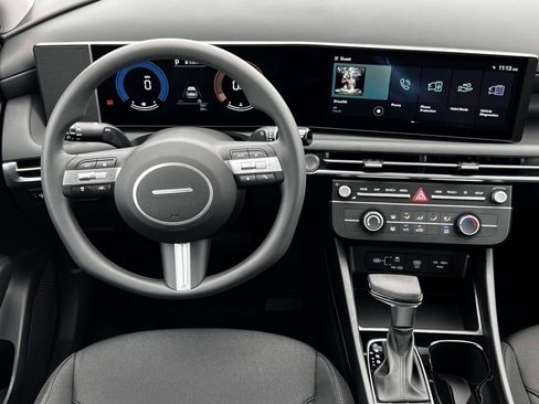 New 2026 Hyundai Tucson SE image 17