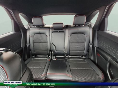 Used 2024 Ford Escape ST-Line Select w/ Tech Pack #2 image 19